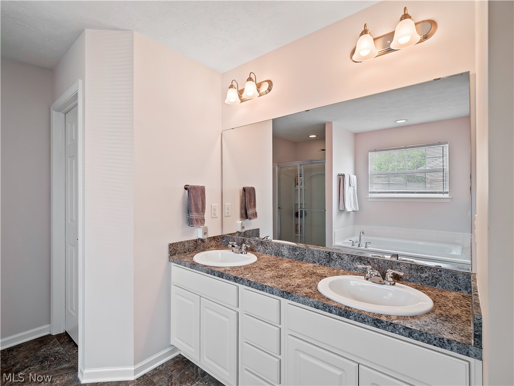 9020 Ichabod Drive North Ridgeville OH 44039