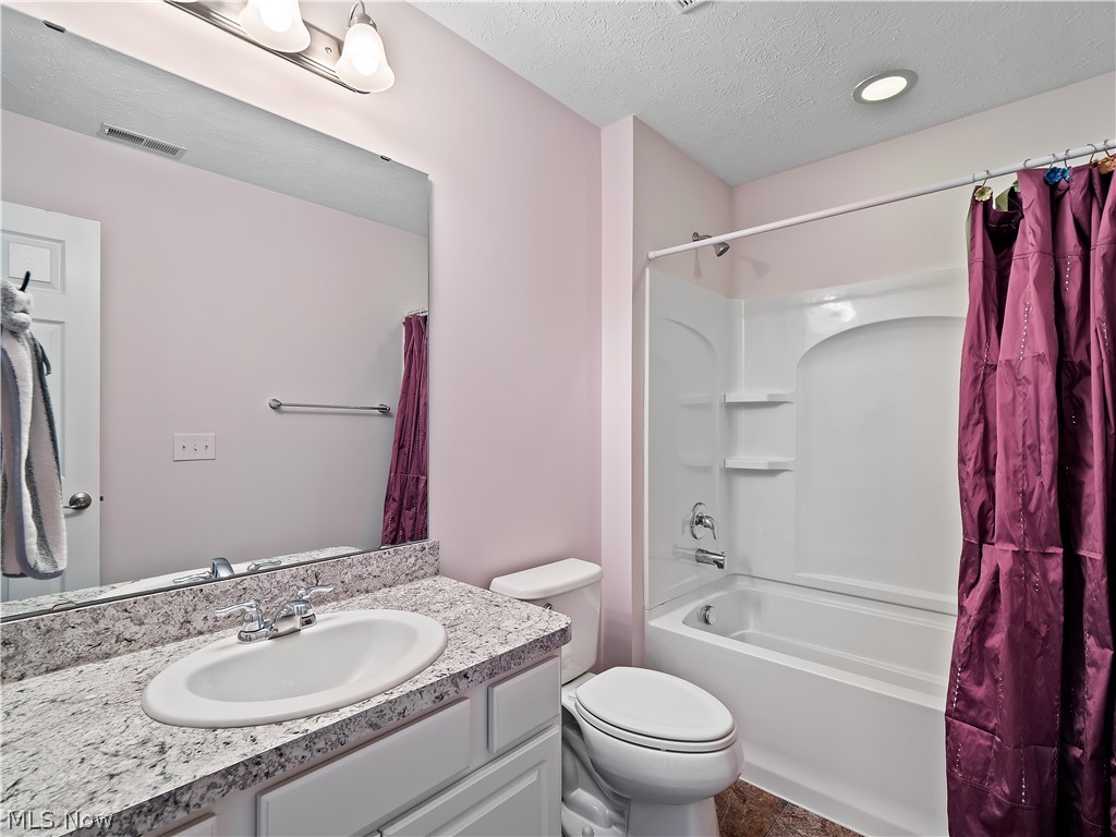 9020 Ichabod Drive North Ridgeville OH 44039