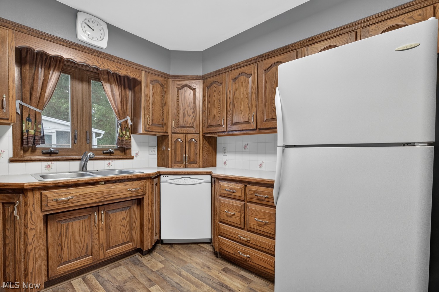 834 Columbia Drive Amherst OH 44001