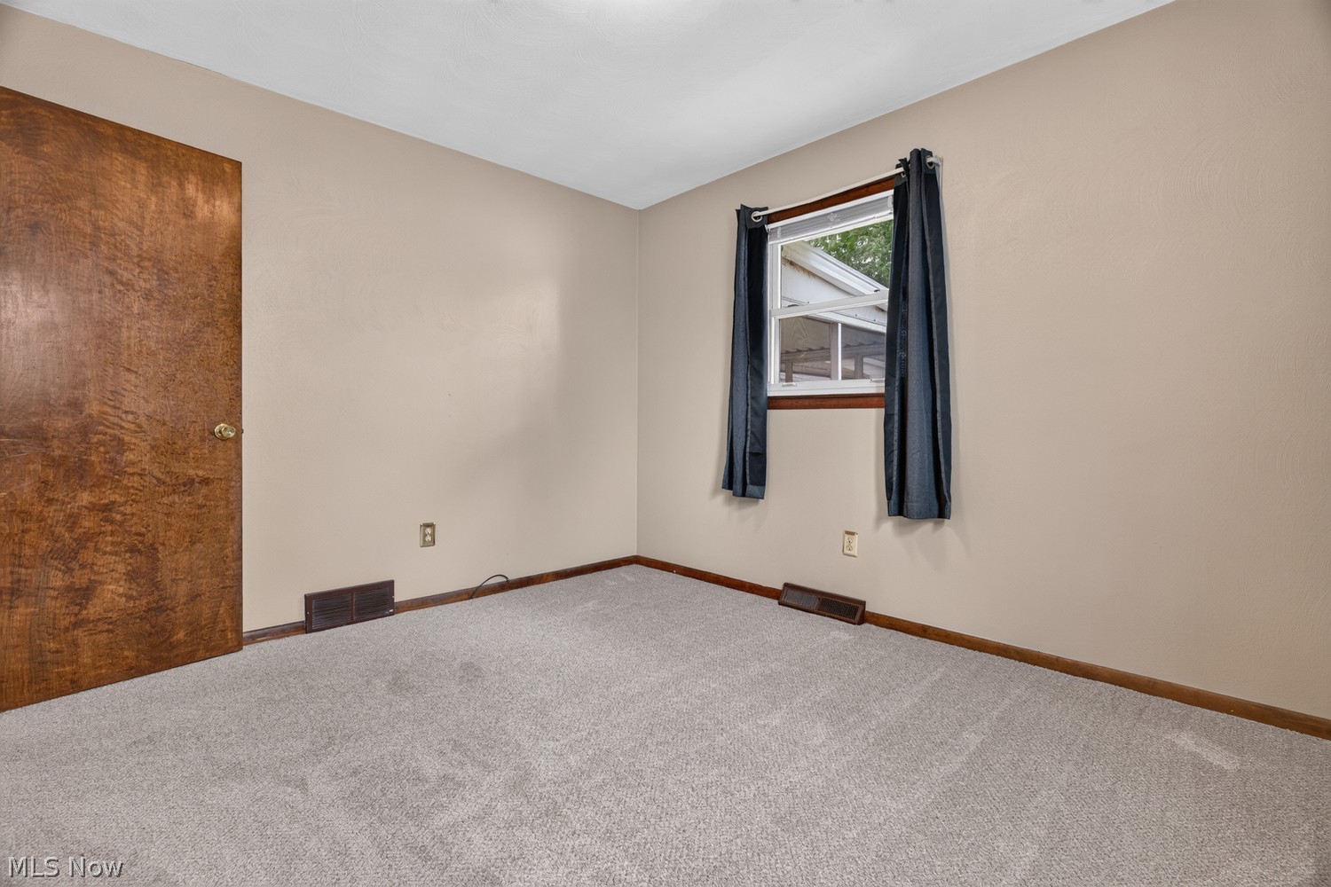 834 Columbia Drive Amherst OH 44001