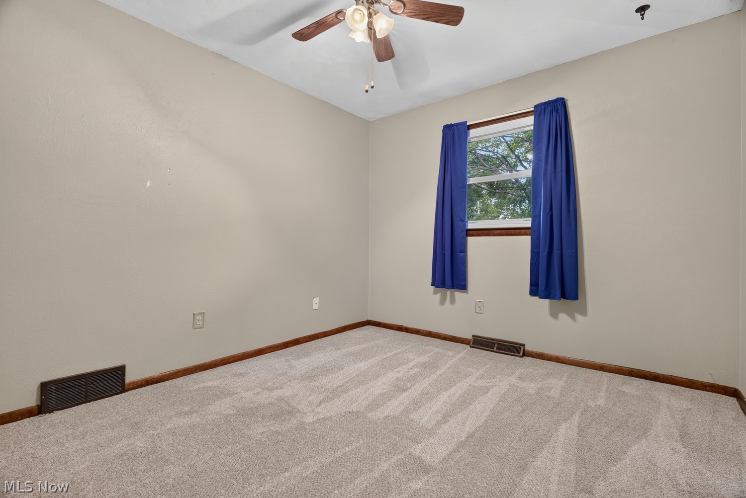 834 Columbia Drive Amherst OH 44001