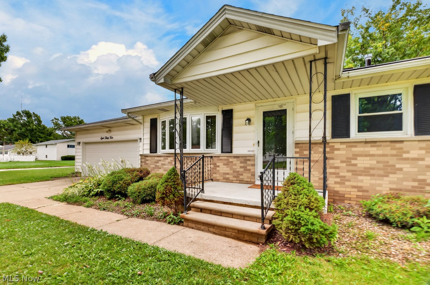 834 Columbia Drive Amherst OH 44001