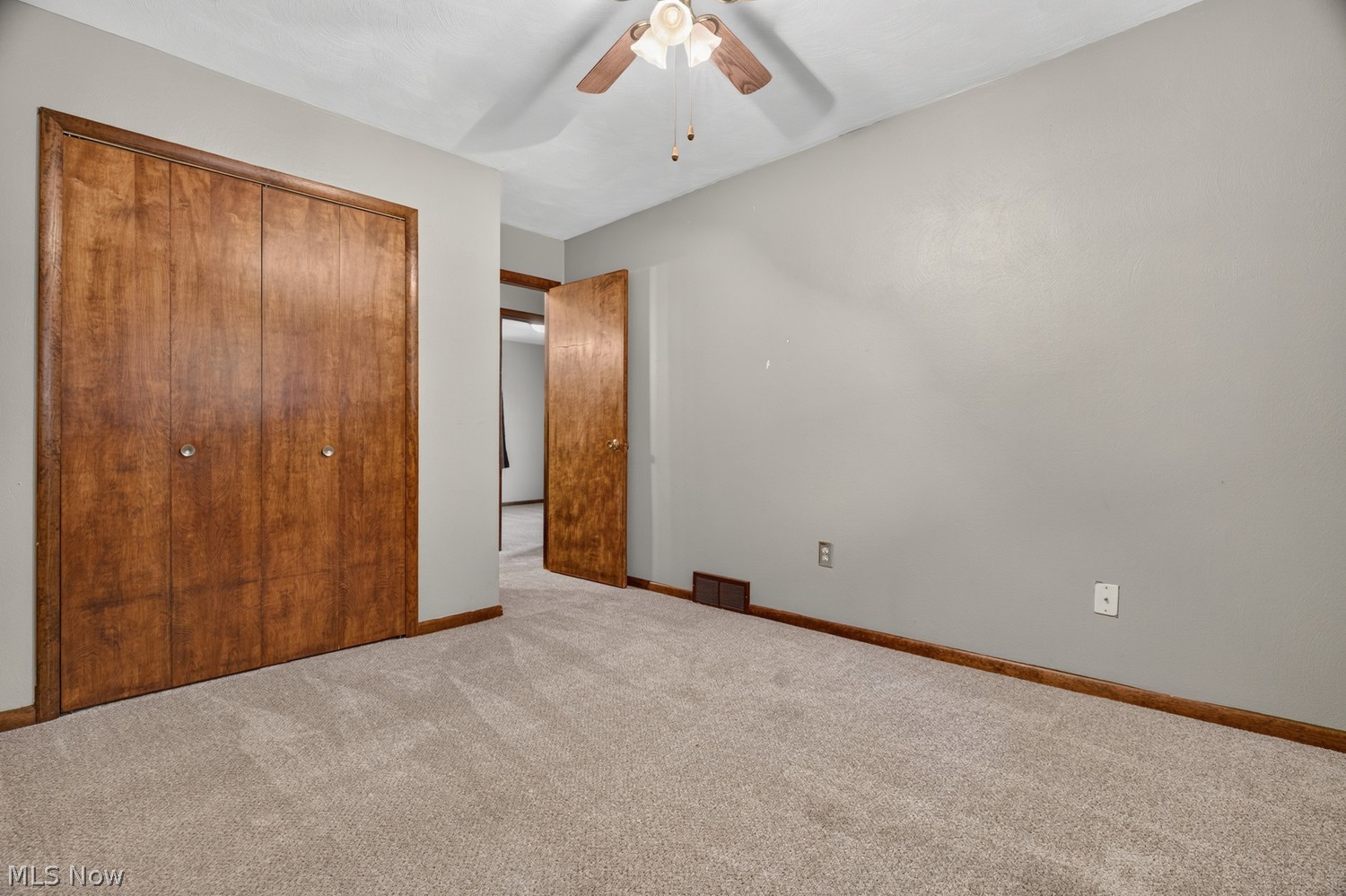 834 Columbia Drive Amherst OH 44001