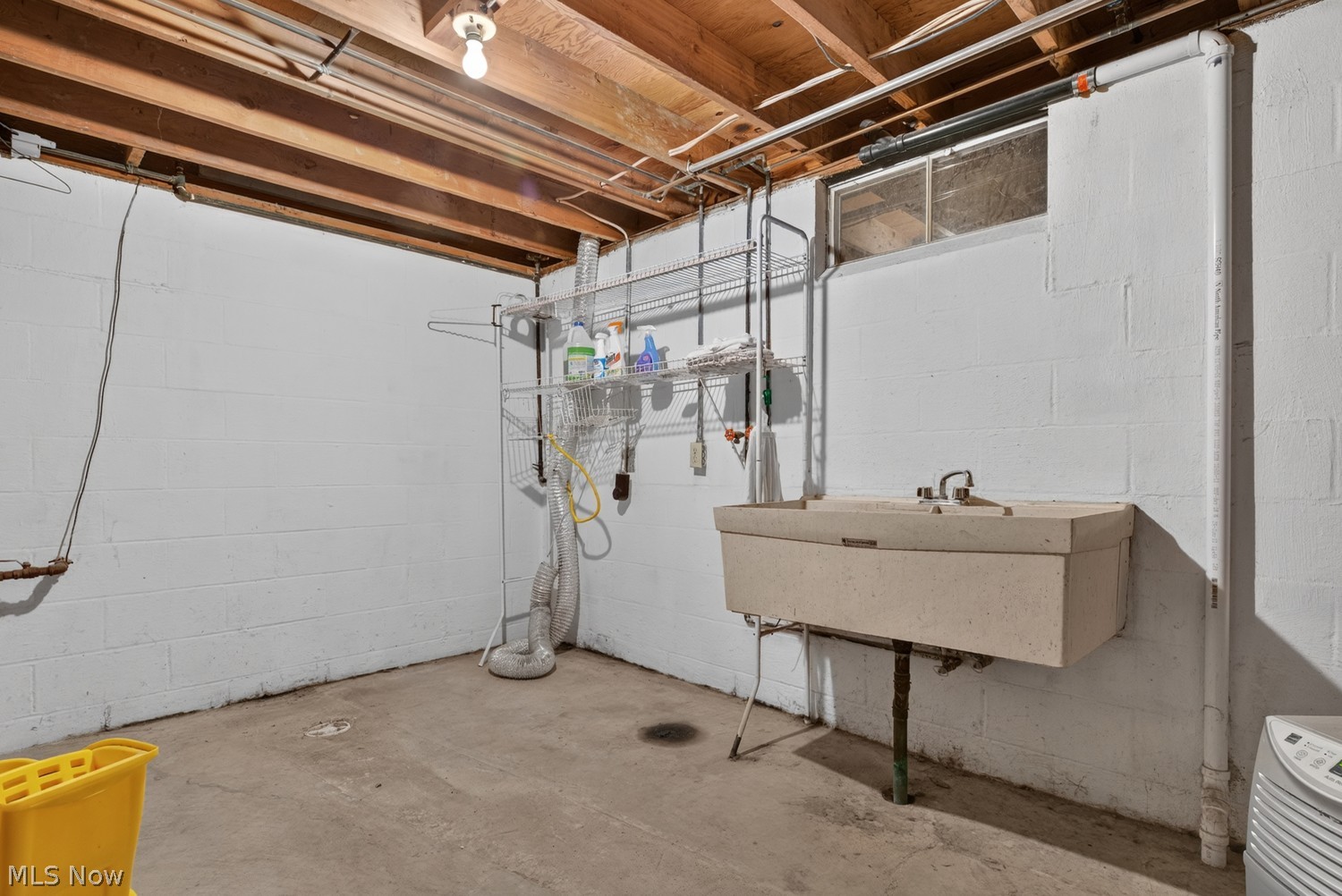 834 Columbia Drive Amherst OH 44001