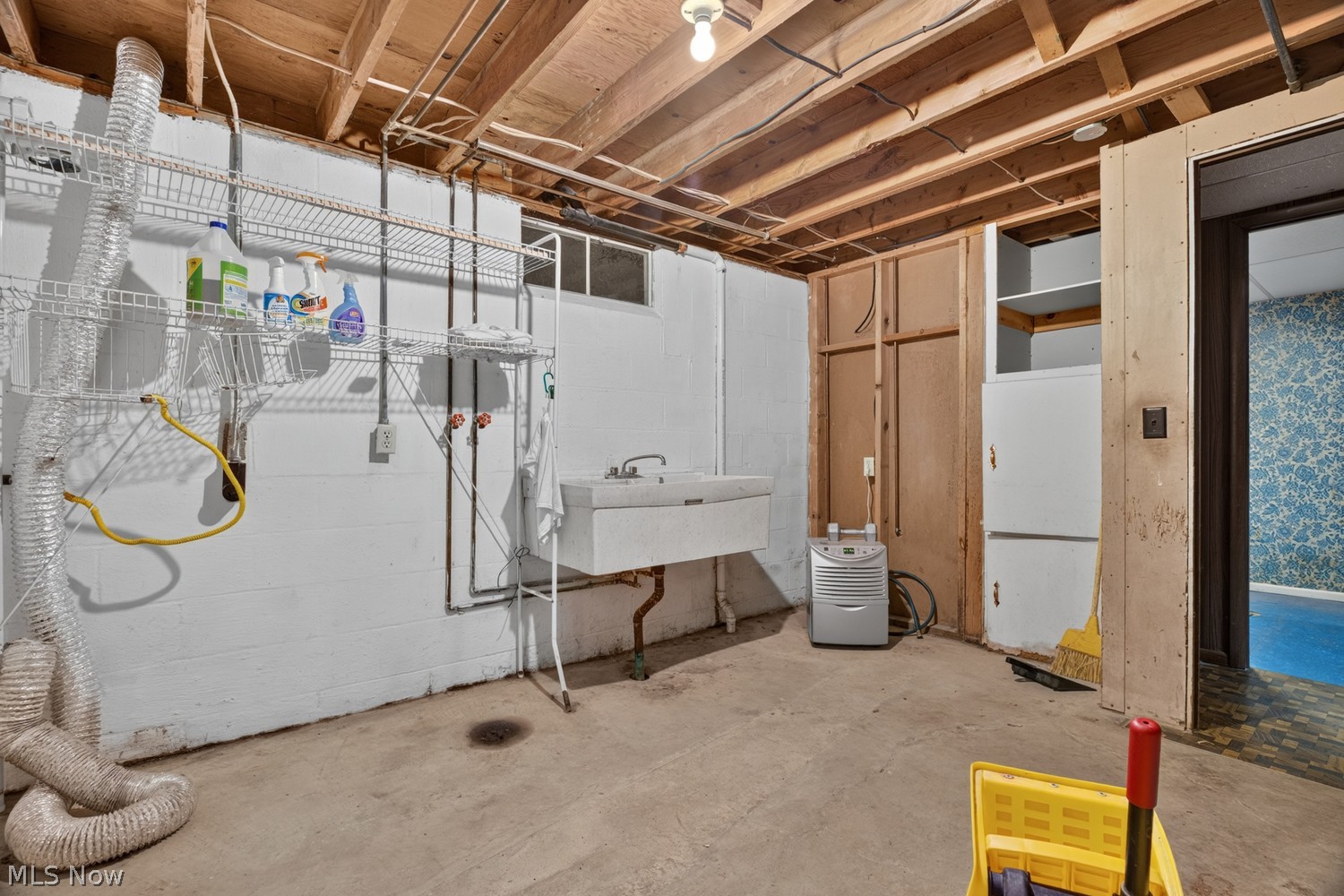 834 Columbia Drive Amherst OH 44001