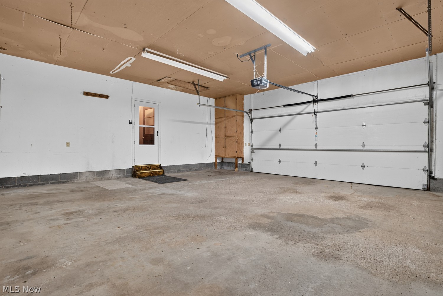 834 Columbia Drive Amherst OH 44001