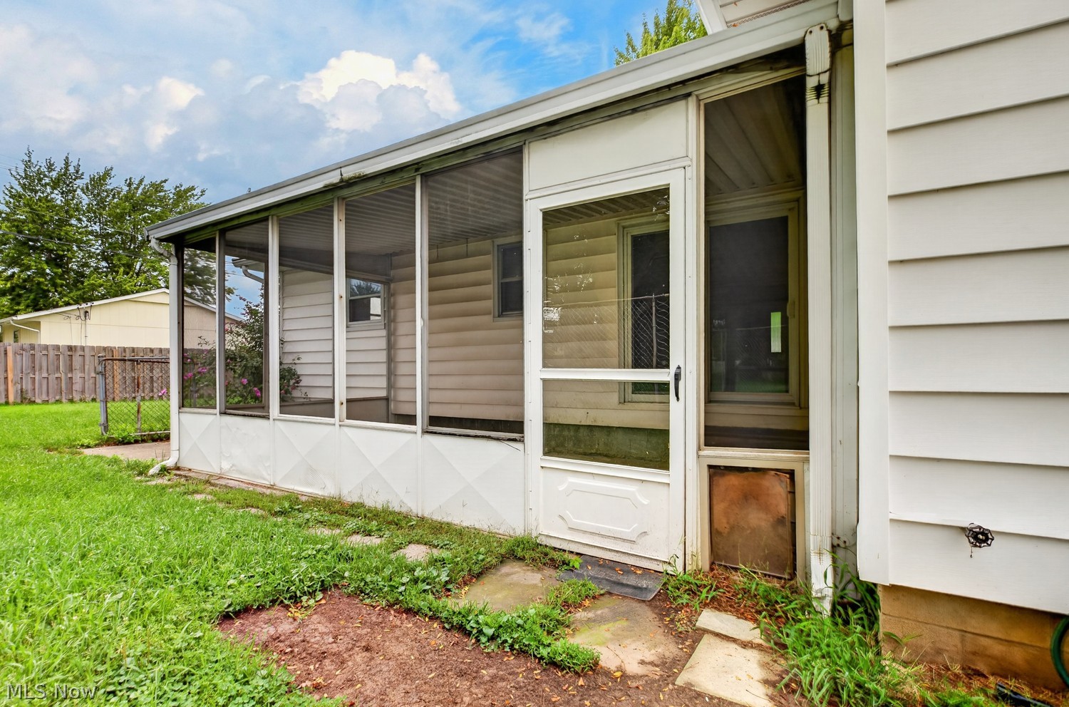 834 Columbia Drive Amherst OH 44001