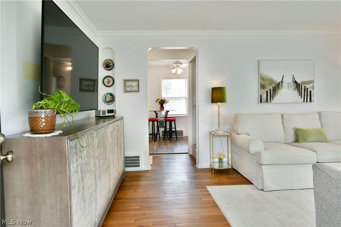 1239 Churchill Road Lyndhurst OH 44124