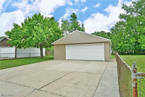 1239 Churchill Road Lyndhurst OH 44124