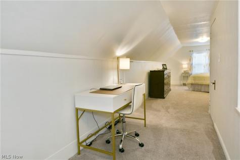 1239 Churchill Road Lyndhurst OH 44124