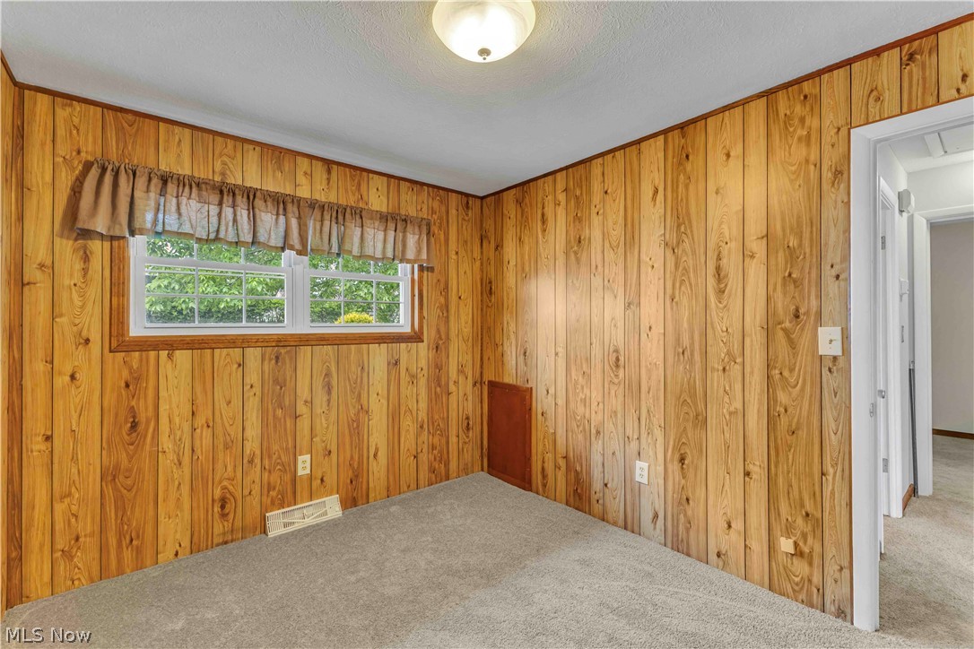316 Thelma Drive Sheffield Lake OH 44054