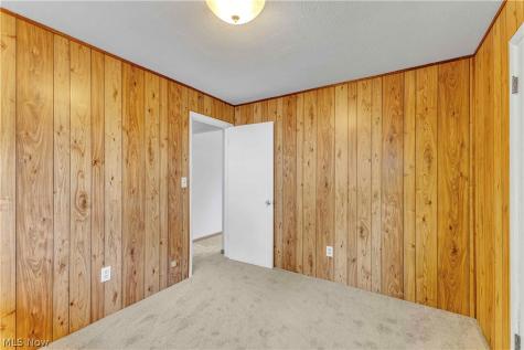 316 Thelma Drive Sheffield Lake OH 44054