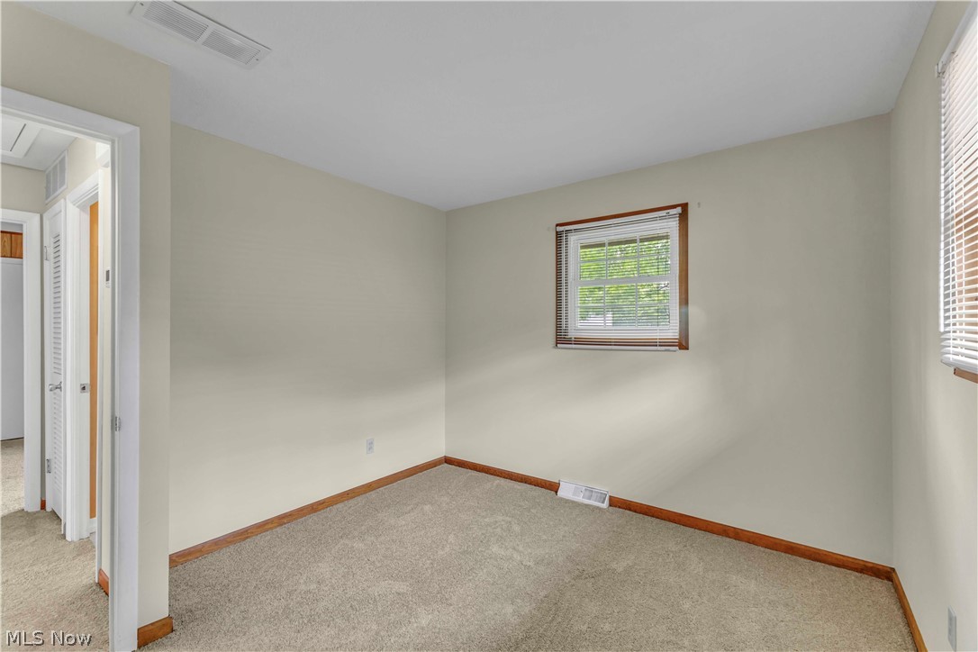 316 Thelma Drive Sheffield Lake OH 44054