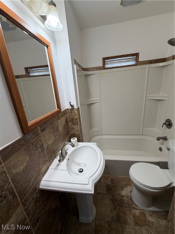 194 E Baird Avenue Barberton OH 44203