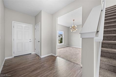 37272 Sandy Ridge Drive North Ridgeville OH 44039