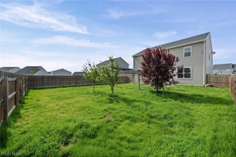 37272 Sandy Ridge Drive North Ridgeville OH 44039