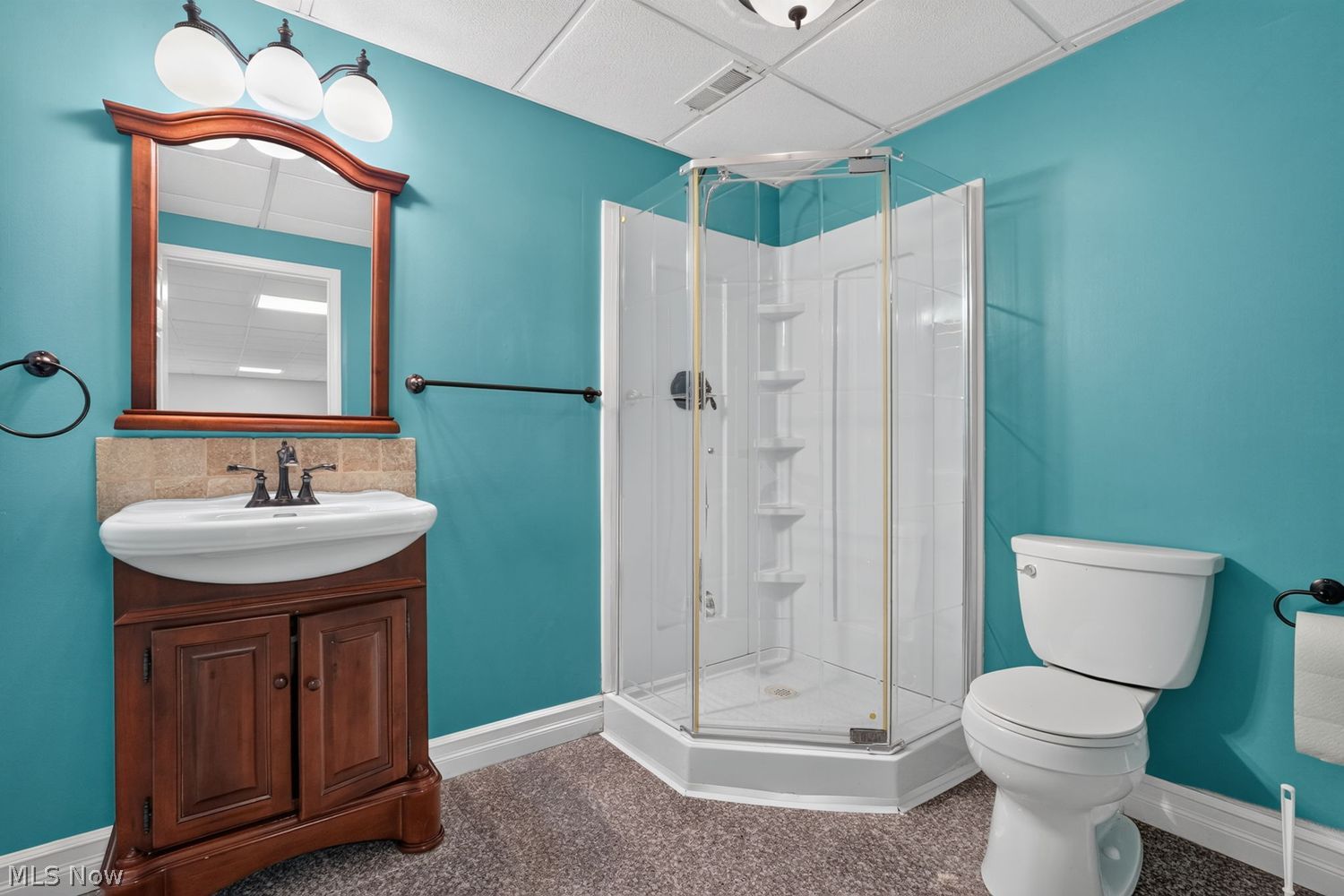 202 Fox Pointe Drive Chardon OH 44024