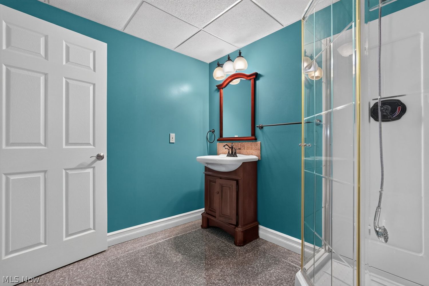 202 Fox Pointe Drive Chardon OH 44024