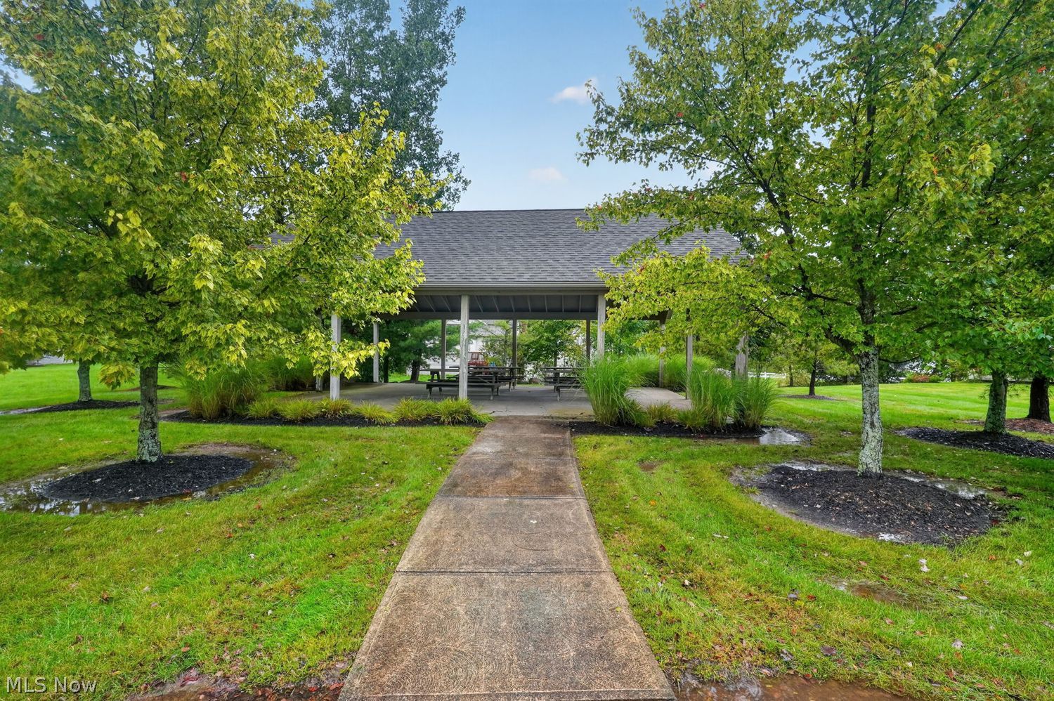 202 Fox Pointe Drive Chardon OH 44024