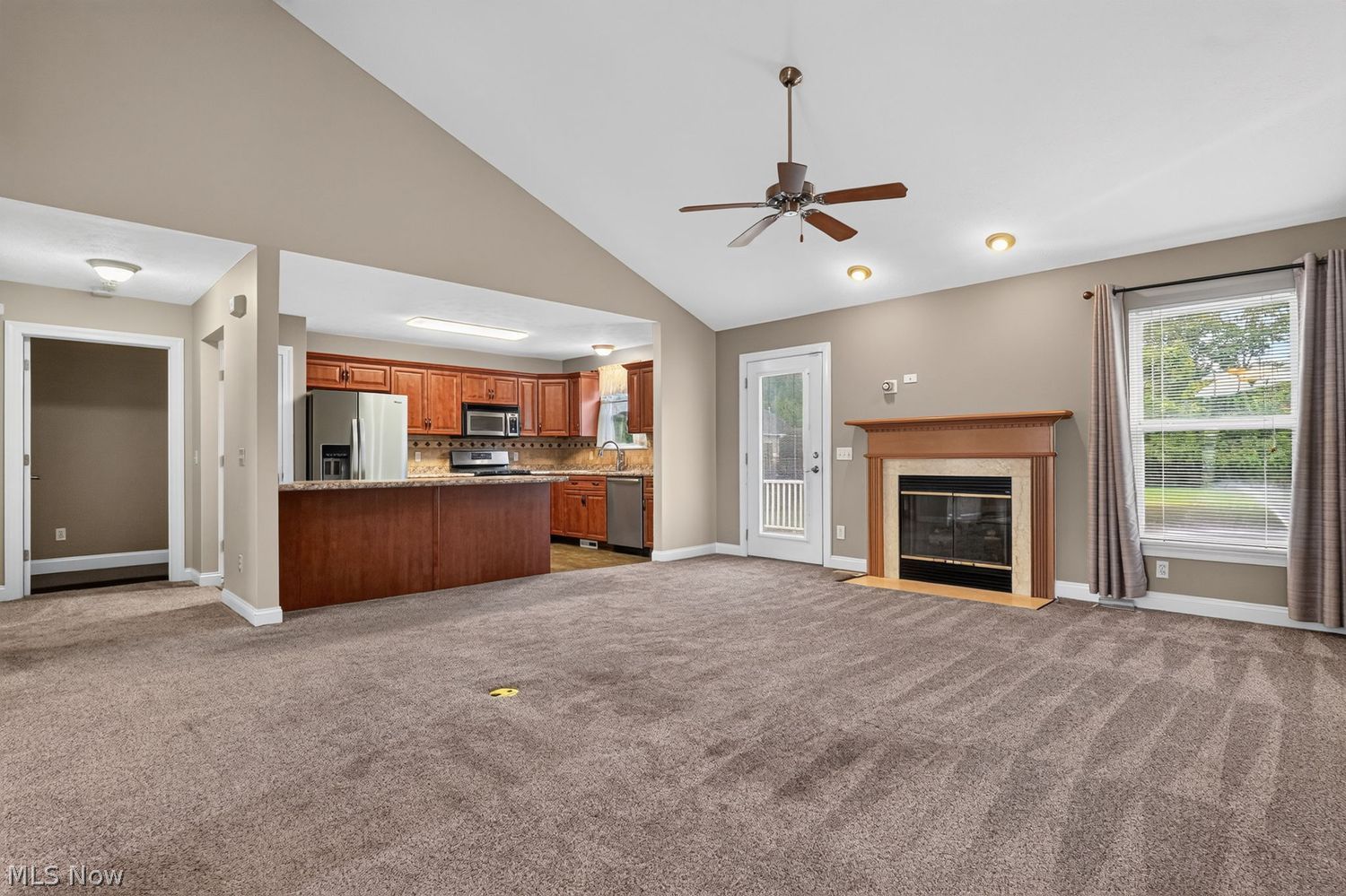202 Fox Pointe Drive Chardon OH 44024