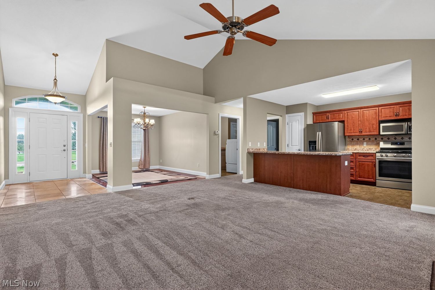 202 Fox Pointe Drive Chardon OH 44024