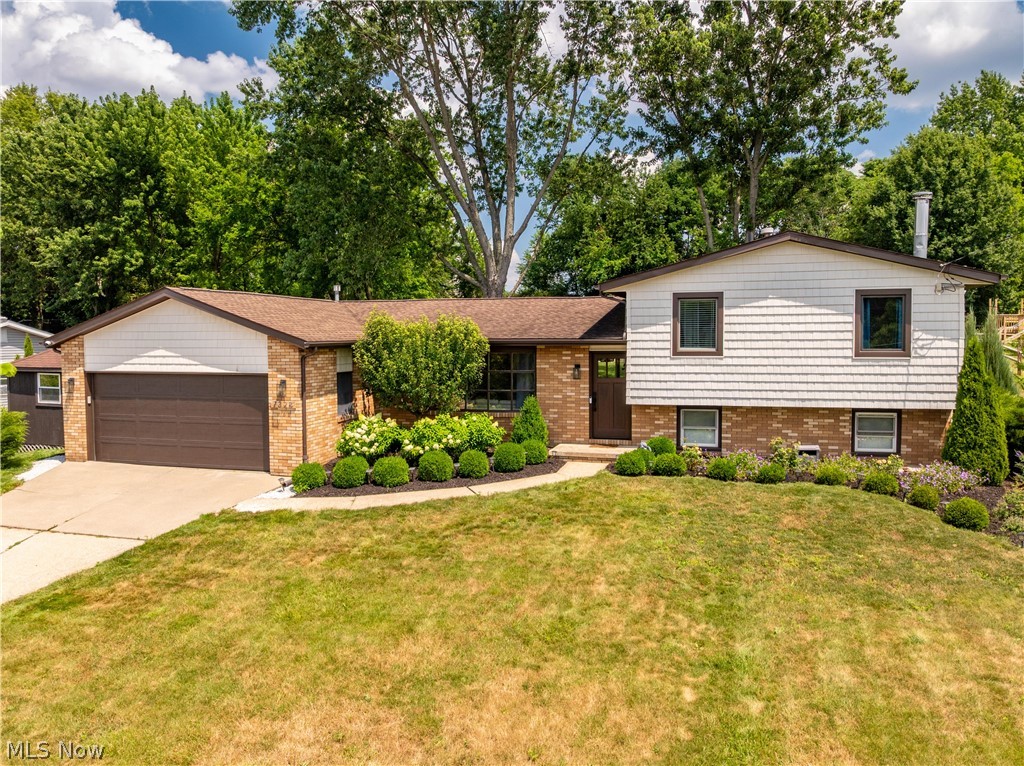 7328 Lake O Springs Avenue NW North Canton OH 44720