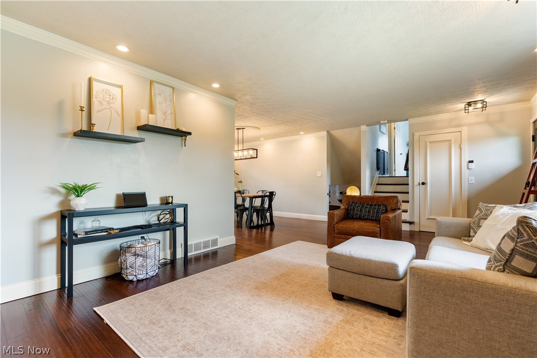 7328 Lake O Springs Avenue NW North Canton OH 44720