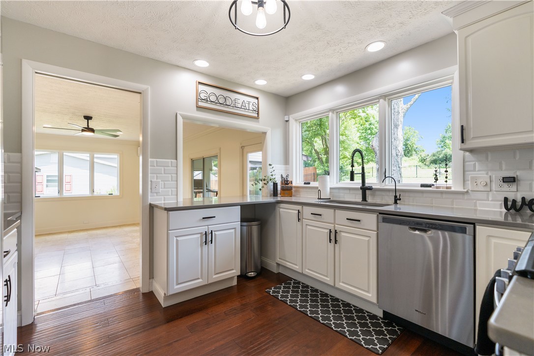 7328 Lake O Springs Avenue NW North Canton OH 44720