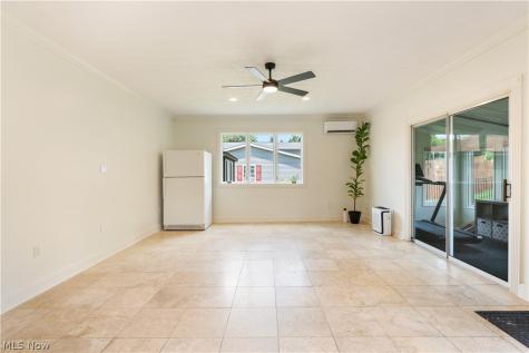 7328 Lake O Springs Avenue NW North Canton OH 44720