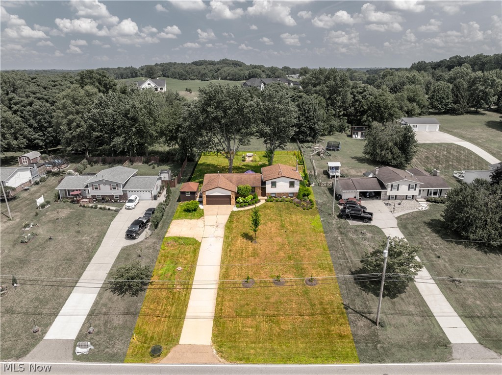7328 Lake O Springs Avenue NW North Canton OH 44720