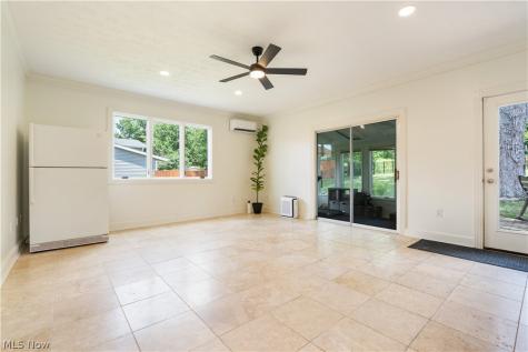 7328 Lake O Springs Avenue NW North Canton OH 44720