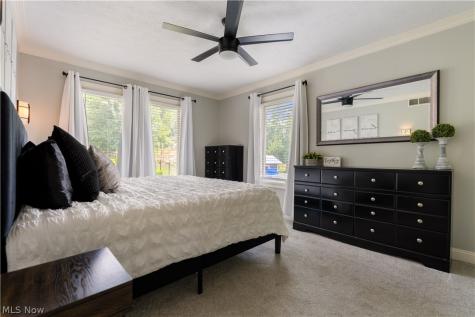 7328 Lake O Springs Avenue NW North Canton OH 44720