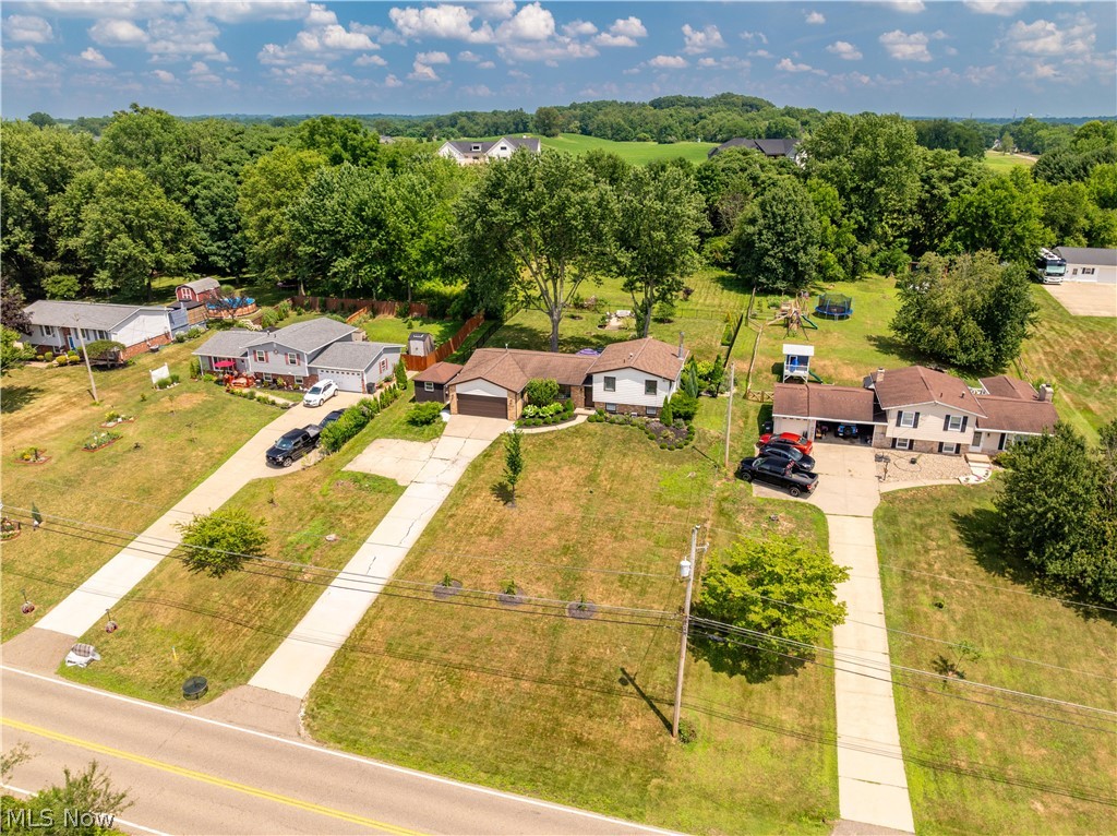 7328 Lake O Springs Avenue NW North Canton OH 44720