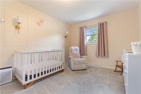 7328 Lake O Springs Avenue NW North Canton OH 44720