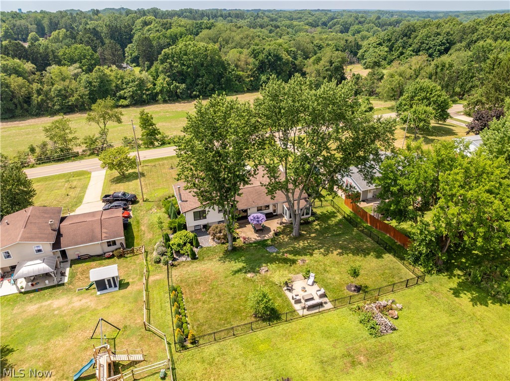 7328 Lake O Springs Avenue NW North Canton OH 44720