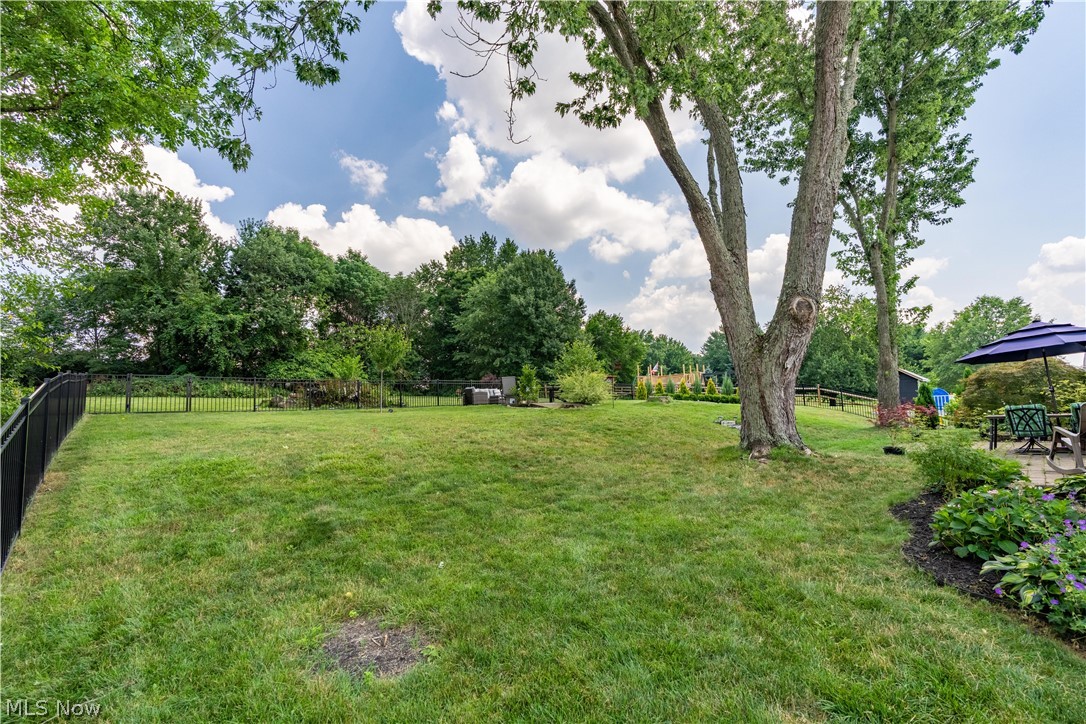 7328 Lake O Springs Avenue NW North Canton OH 44720