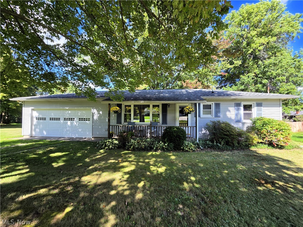 137 Richard Street Geneva OH 44041
