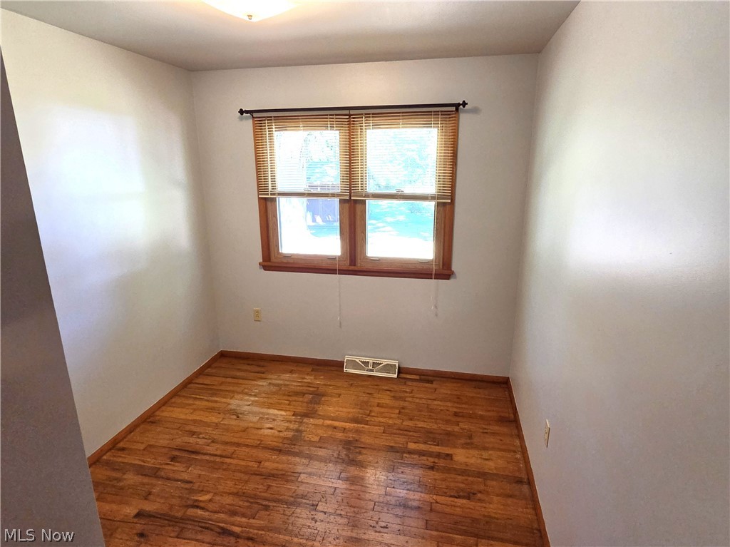 137 Richard Street Geneva OH 44041