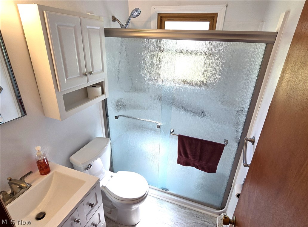 137 Richard Street Geneva OH 44041