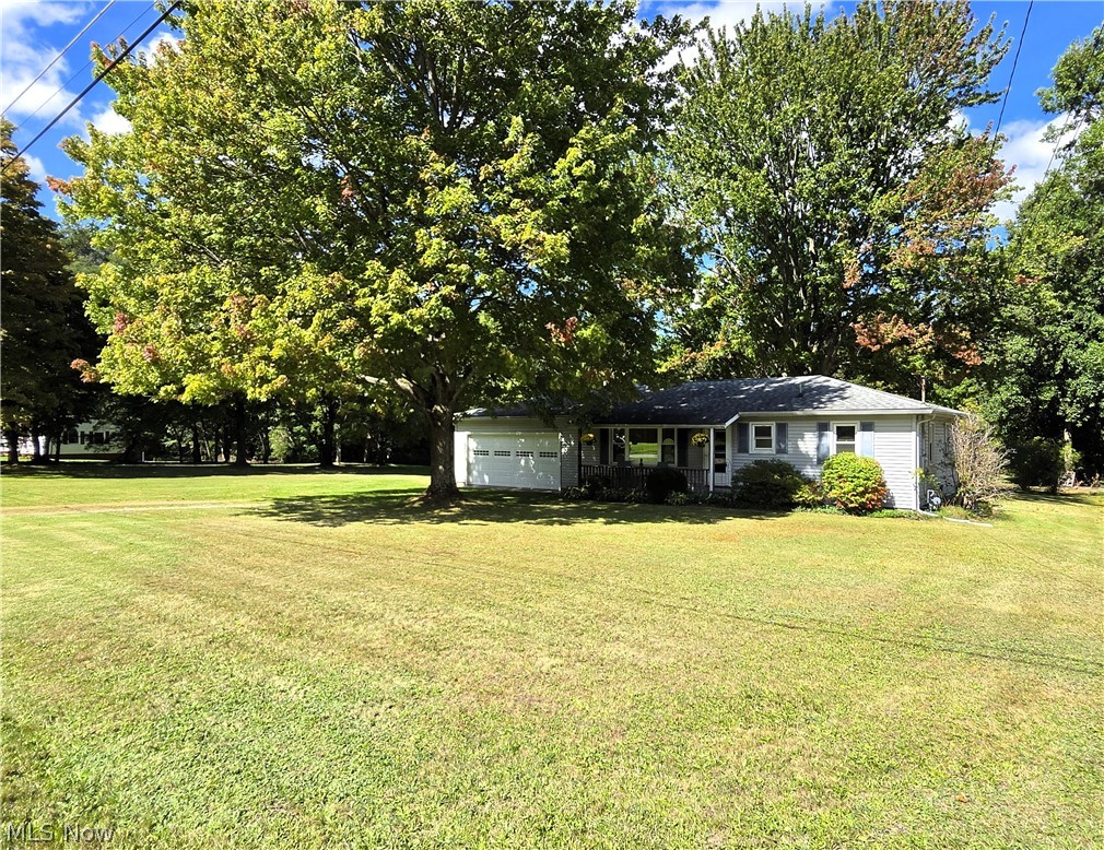 137 Richard Street Geneva OH 44041