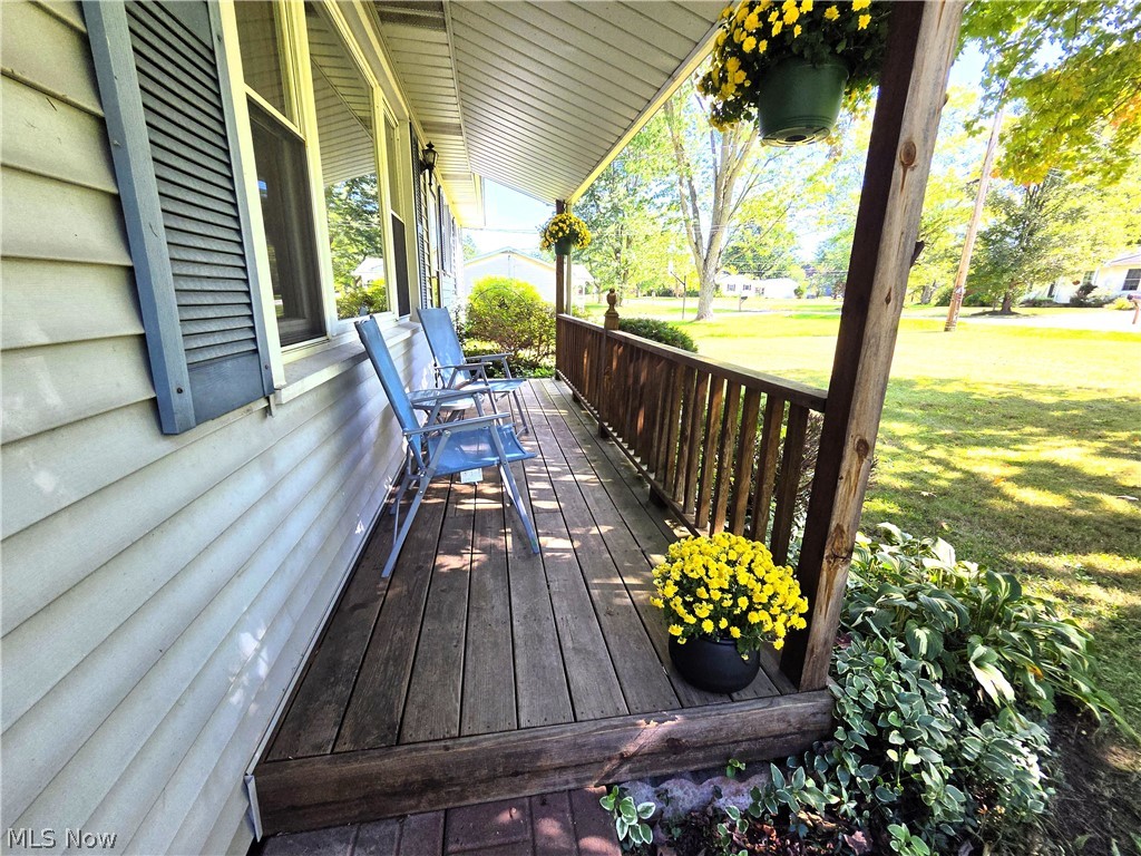 137 Richard Street Geneva OH 44041