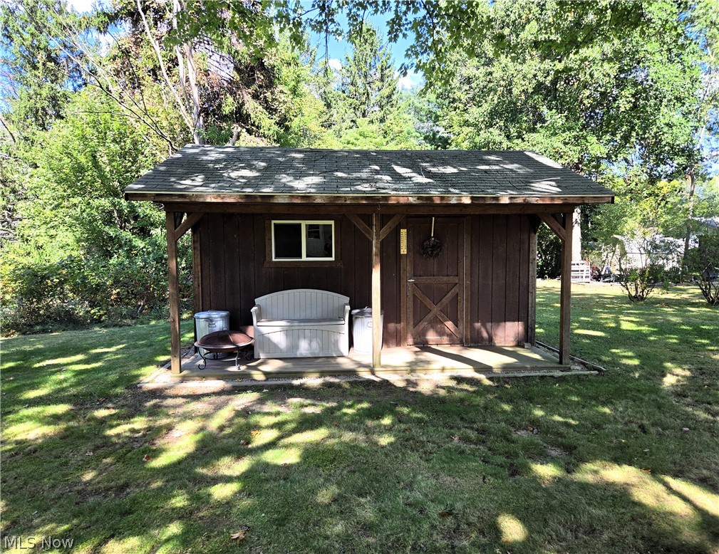 137 Richard Street Geneva OH 44041