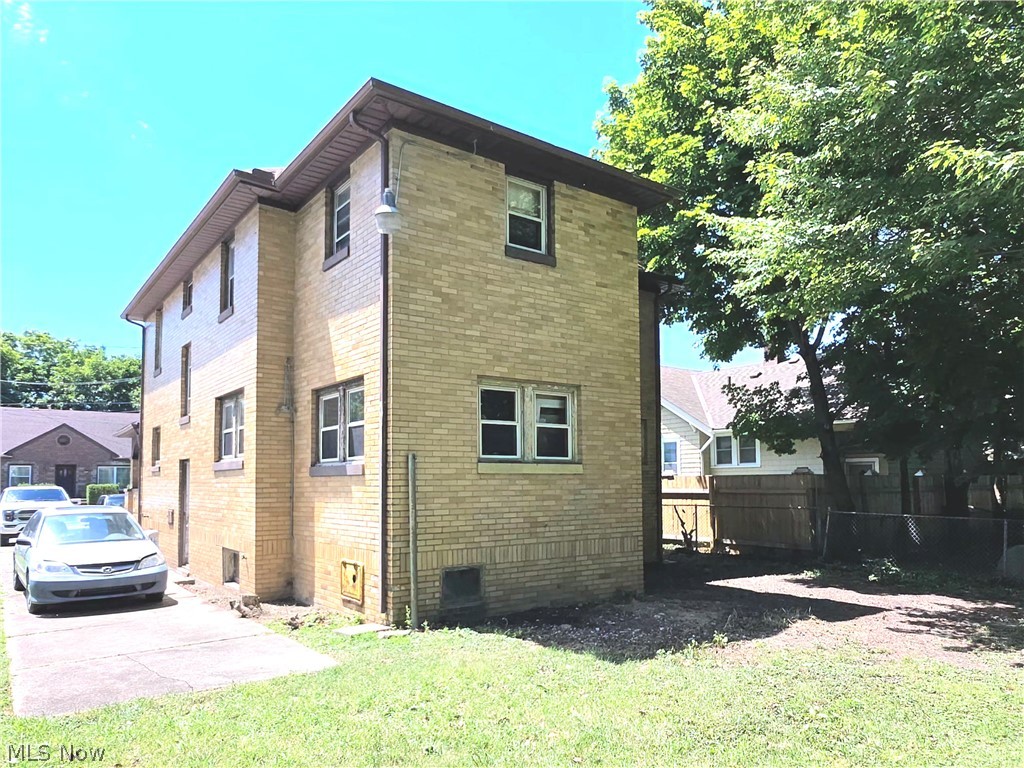 330 W 28th Street Lorain OH 44055