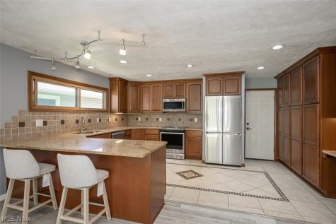 522 Merrimak Drive Berea OH 44017