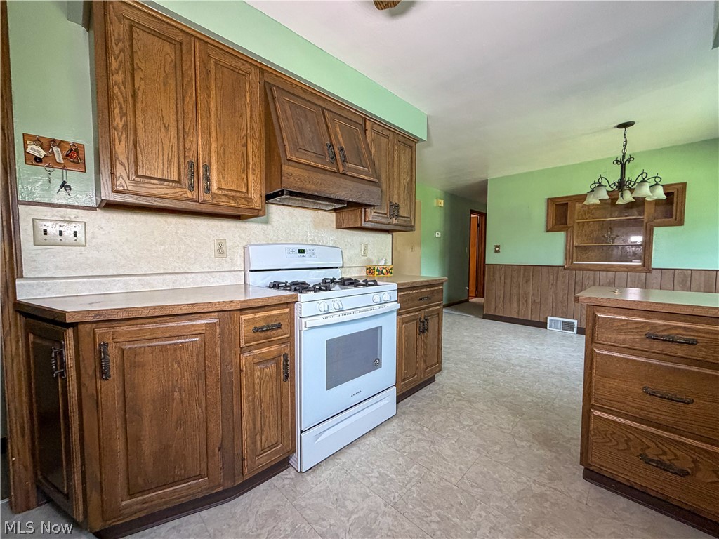 53 Memorial Circle Campbell OH 44405