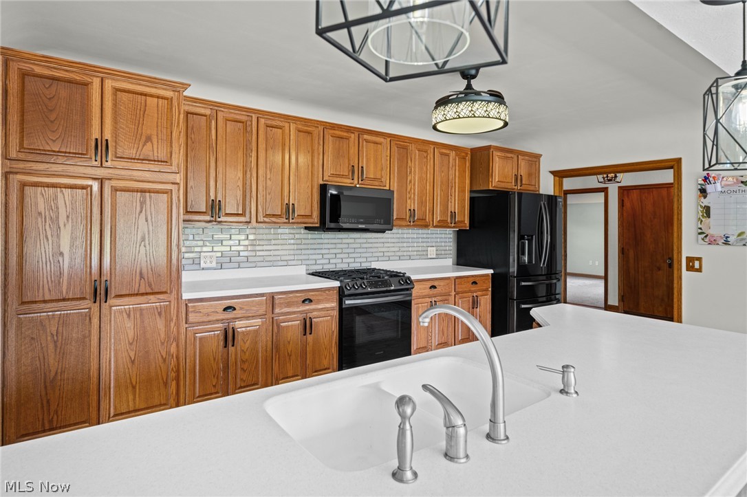 3230 E Wallings Road Broadview Heights OH 44147