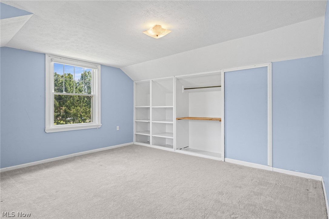 3230 E Wallings Road Broadview Heights OH 44147