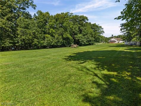 3230 E Wallings Road Broadview Heights OH 44147