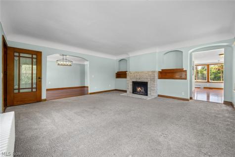3230 E Wallings Road Broadview Heights OH 44147