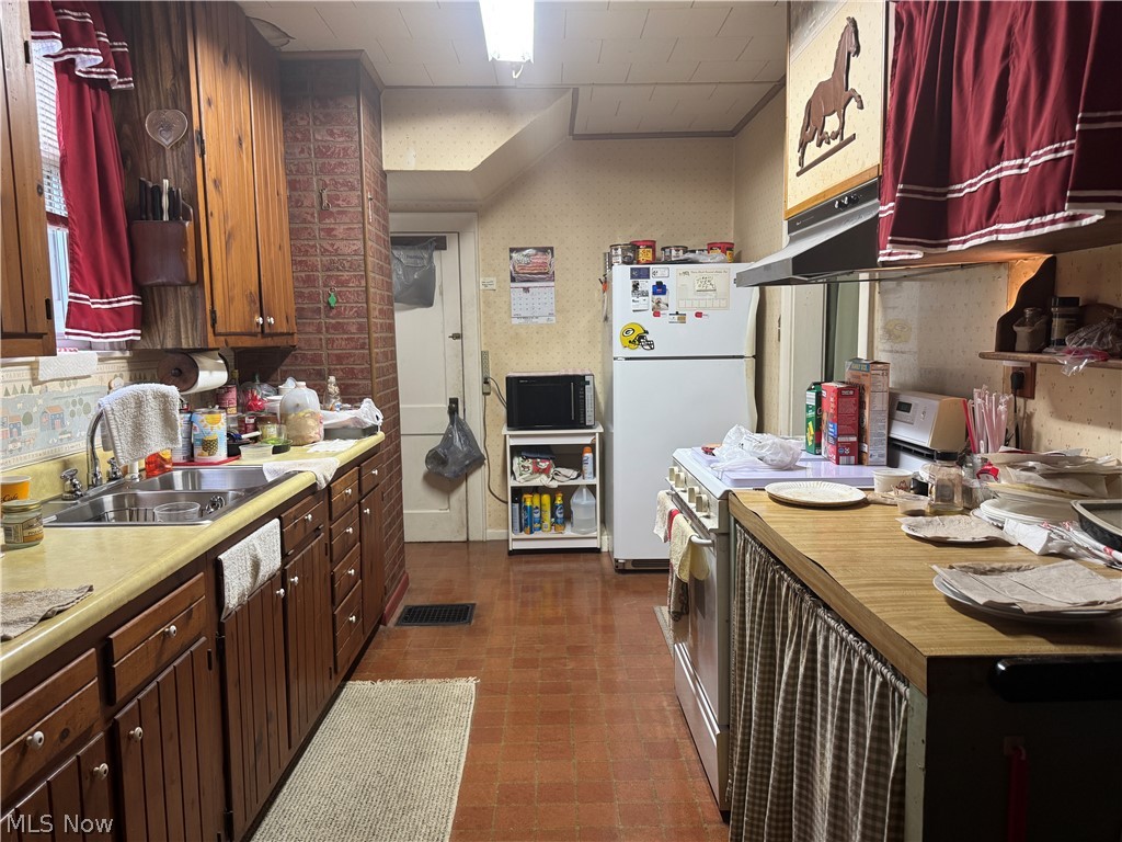 1023 Foster Avenue Cambridge OH 43725